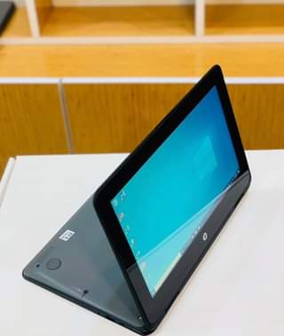 A picture of HP 11 EE G2