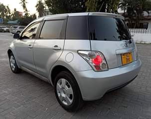 A picture of Toyota ist