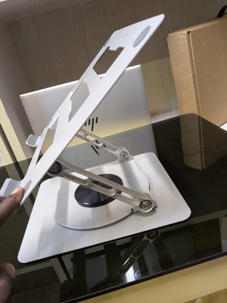 A picture of ALLUMUNIUM LAPTOP STAND