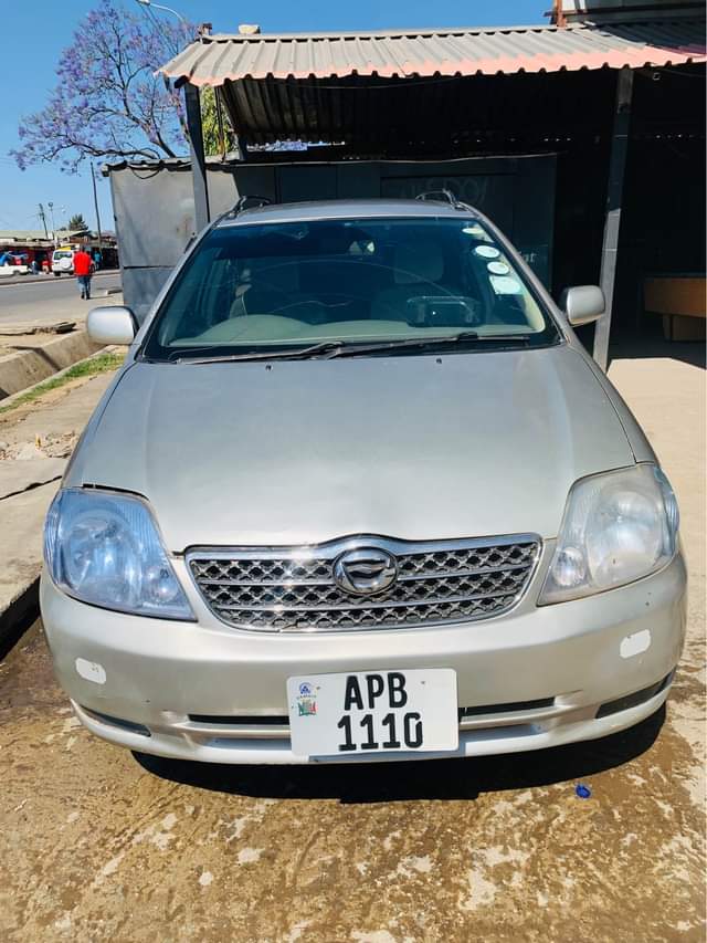 toyota fielder