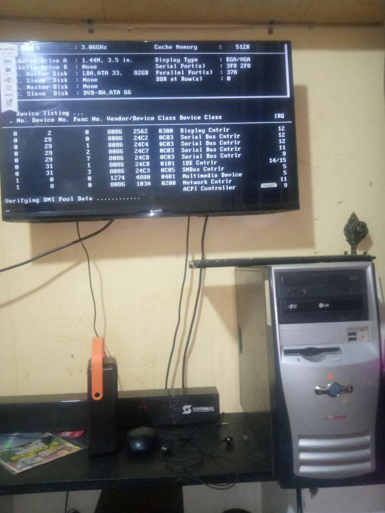 A picture of Compaq cpu 3 GHz 8GB hard disk 512ram lg DVD