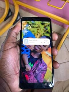 A picture of I need a plain swap with either s10 or iphone