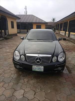 A picture of Sharp 2008 E350 engine has one noise like that but