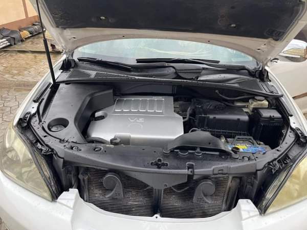 A picture of Auctions vehicles Tokunbo used Lexus Rx 350 Ac Engine Gear