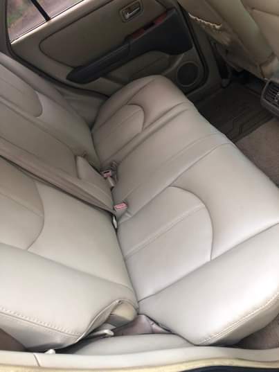 A picture of LEXUS RX 300 SUPER CLEAN AND SHARP TOKUMBO STANDARD FOR