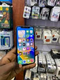 A picture of Iphone 11 pro