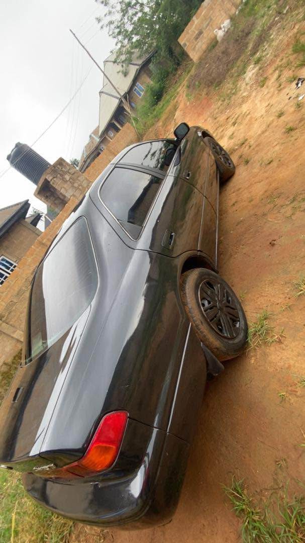 A picture of Droplight Camry extra clean.