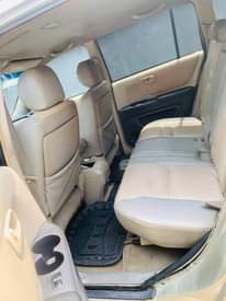 A picture of highlander 03 available nothing to fix buy and drive Price