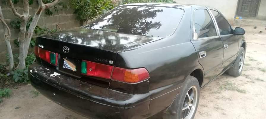 A picture of Envelope Camry