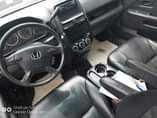 A picture of Honda CrV 2003 model for sale Clean first body and