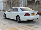 A picture of PRICE BEI 12 8M Contacts 0620858707 0657262757 TOYOTA CROWN ATHLETE