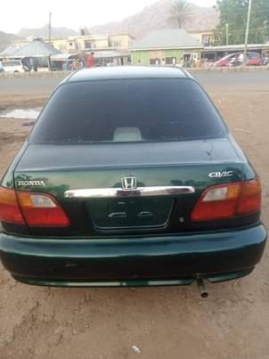 A picture of 2000 Honda Civic 2000 Green