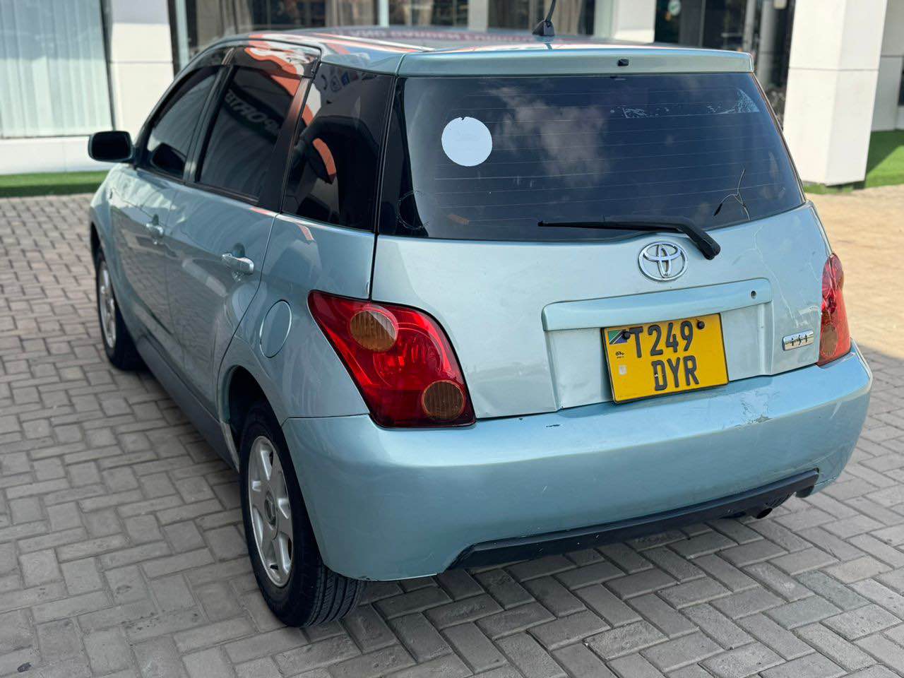 A picture of Toyota Ist