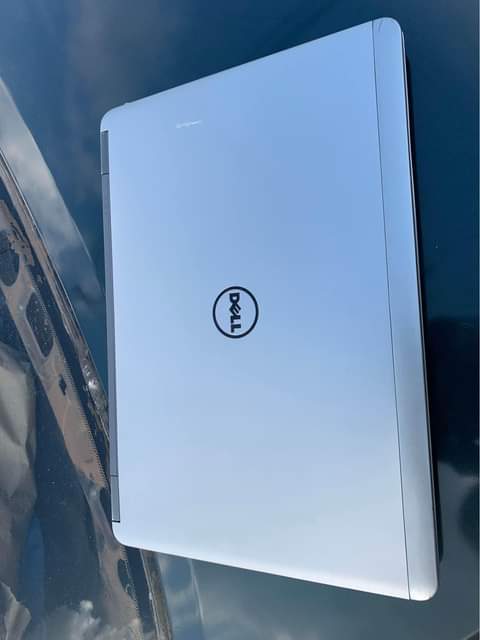 dell laptop