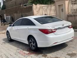 A picture of Distress sales Hyundai sonata Belgium standard Untempered engine smooth gearbox