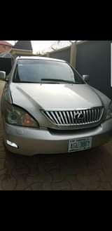 A picture of Lexus RX300 2005