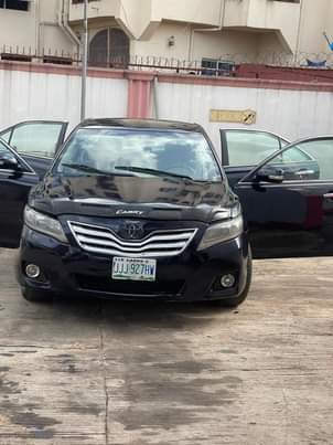 A picture of Neatly used toyota camry spider