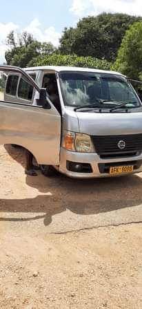 used nissan caravan