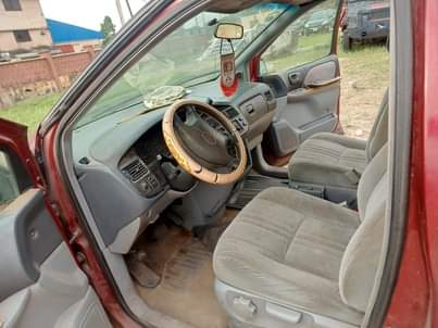 A picture of Toyota sienna