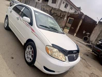 A picture of 2007 model Toyota Corolla LE Few months used Tokumbo standard