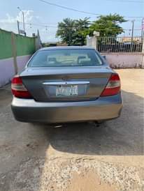 A picture of Toyota Camry 04