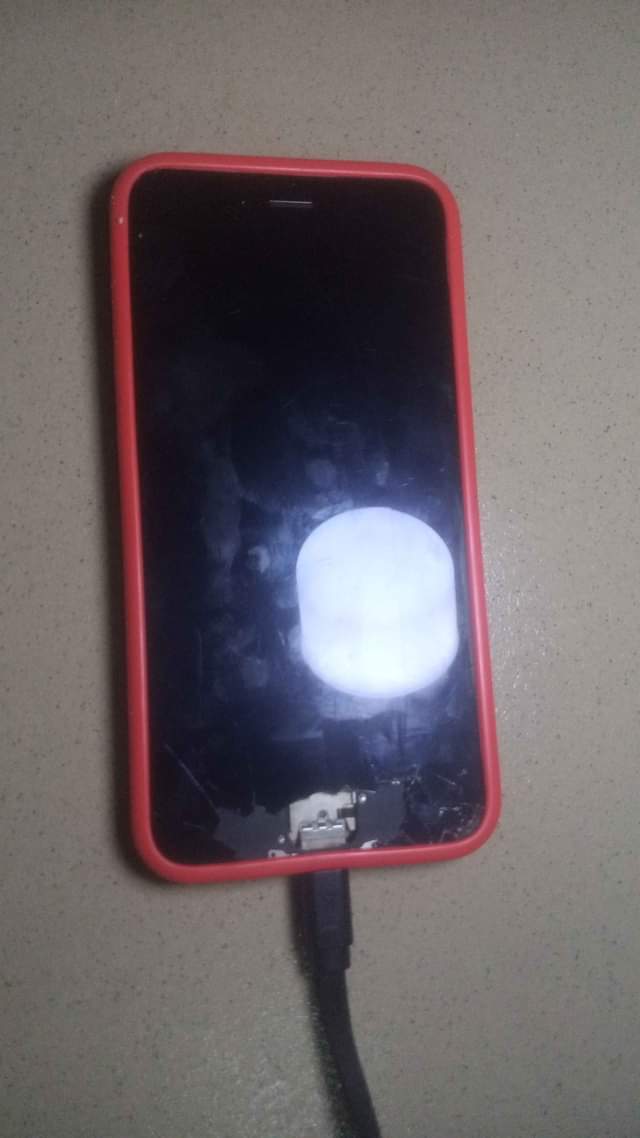 A picture of iPhone 6s plus