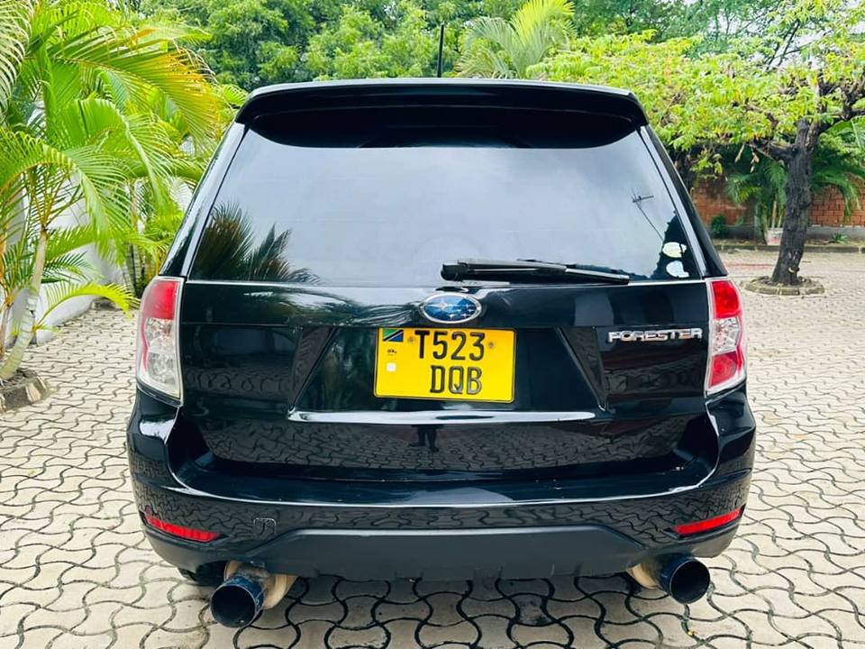 A picture of 0718998880 Subaru forester Milion 13tsh Cc1990 Petrol Automatic Sunroof