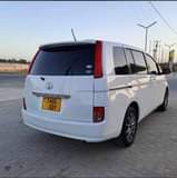 A picture of TOYOTA ISIS