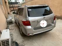A picture of 08 Toyota Highlander limited edition full