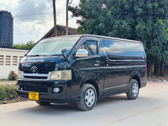 A picture of HIACE QUANTUM0767058883