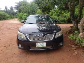 A picture of Toyota Camry spider