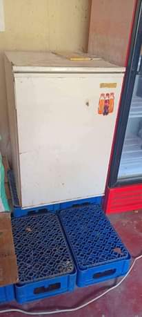 A picture of Ice line freezer