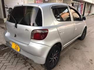 A picture of Toyota vitz piston4
