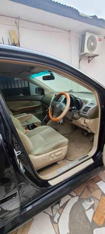A picture of Toyota Harrier for Sale