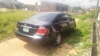 A picture of Toyota camry 06