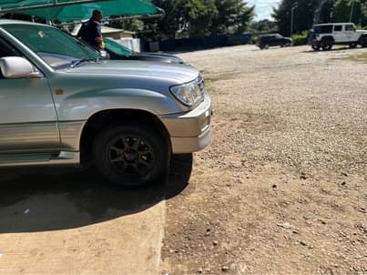 toyota land cruiser