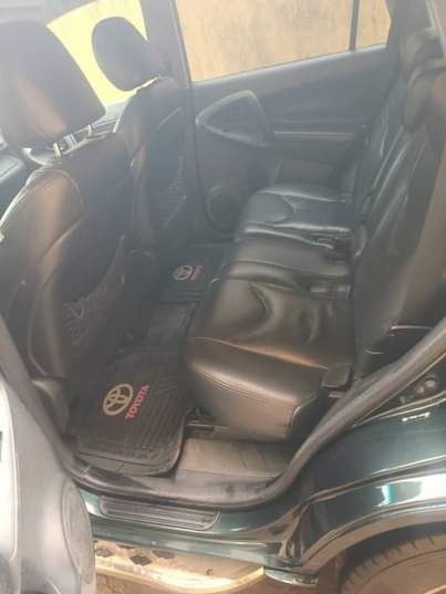 A picture of 2010 Toyota RAV4 in Tokumbo standard for sale 4plugs Venza
