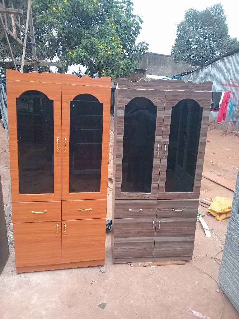 A picture of Sideboard 0779779256