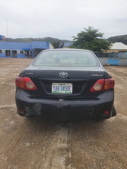 A picture of Toyota corolla yaris engine untouched