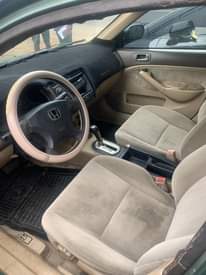 A picture of Civic 2004