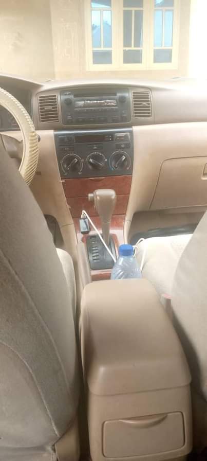 A picture of SUPER DISTRESS DISTRESS TOYOTA COROLLA 06