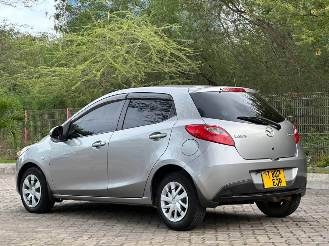 A picture of MAZDA DEMIO