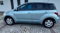 A picture of TOYOTA IST