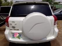 A picture of Very Sharp Toyota Rav 4 2009 2010 Model