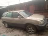 A picture of Lexus RX300