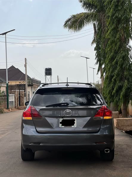 A picture of TOYOTA VENZA GRADE A PRICE 8M JOS PLATEAU 4 plugs