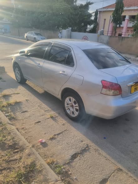 A picture of TOYOTA BELTA 11 5m ipo Dodoma 0620552873