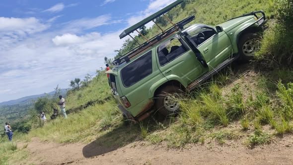 A picture of Surf Hilux Call 0757294136