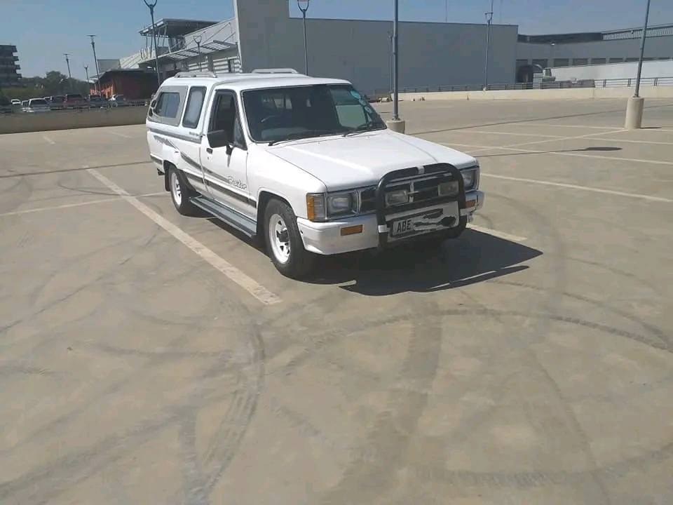 used toyota hilux