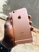 A picture of iPhone 6s 64Gb at 250k